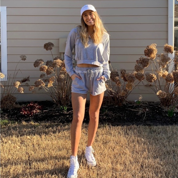 Altar’d State Lounge Set - Picture 2 of 3